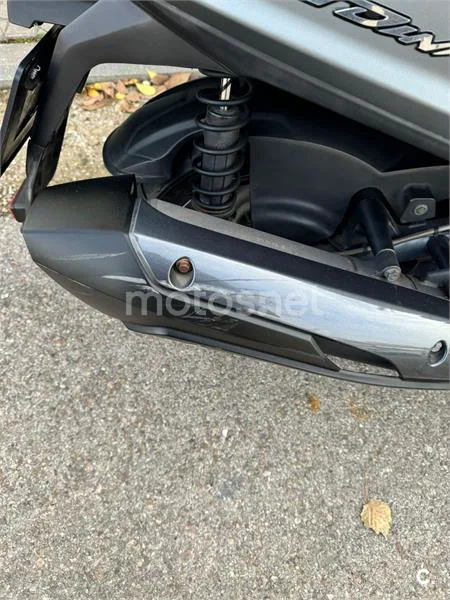 Kymco Super Dink 350i – Vista 2