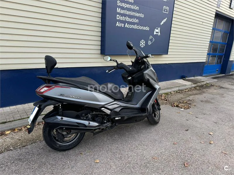 Kymco Super Dink 350i – Vista 3