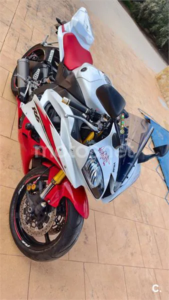 Yamaha R6R – Vista 4