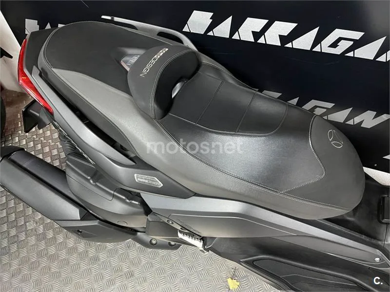 Yamaha XMAX 400 – Vista 5