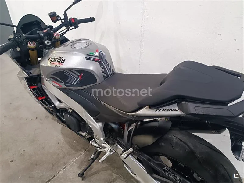 Aprilia Tuono V4 1100 – Vista 23