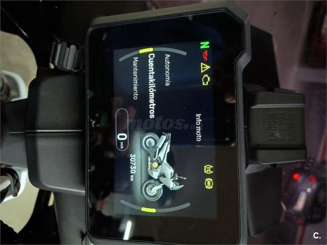 Husqvarna Norden 901 8600 € 2022 Madrid