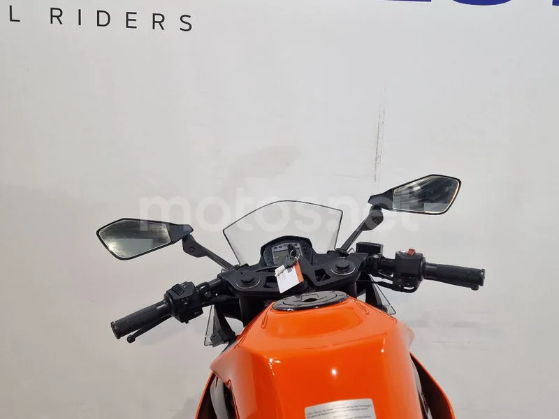 KTM RC – Vista 11