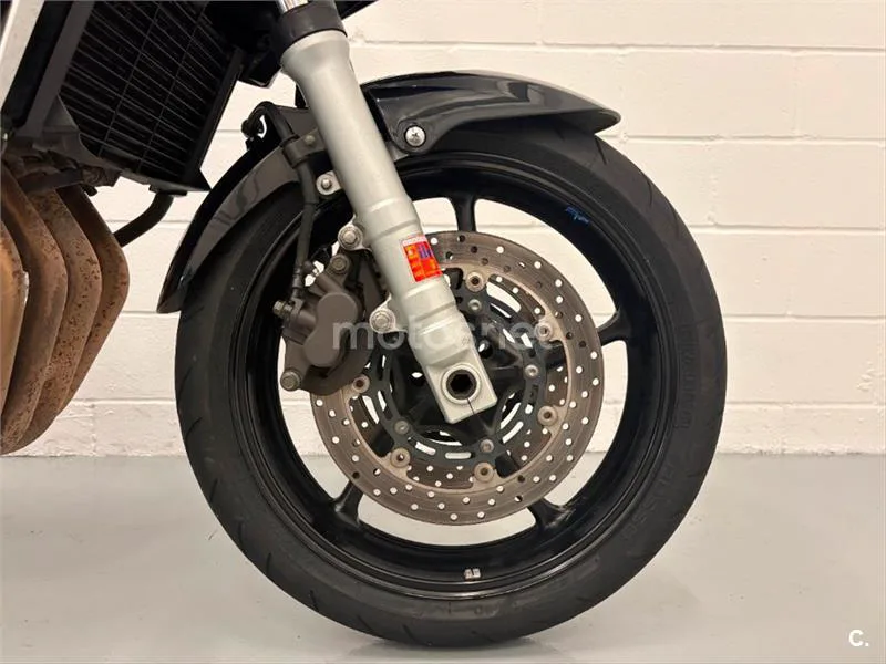 Yamaha FZ6 Fazer – Vista 7