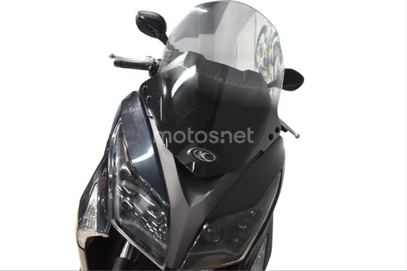 Kymco Grand Dink 300 – Vista 4