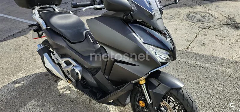 Honda Forza 750 – Vista 4