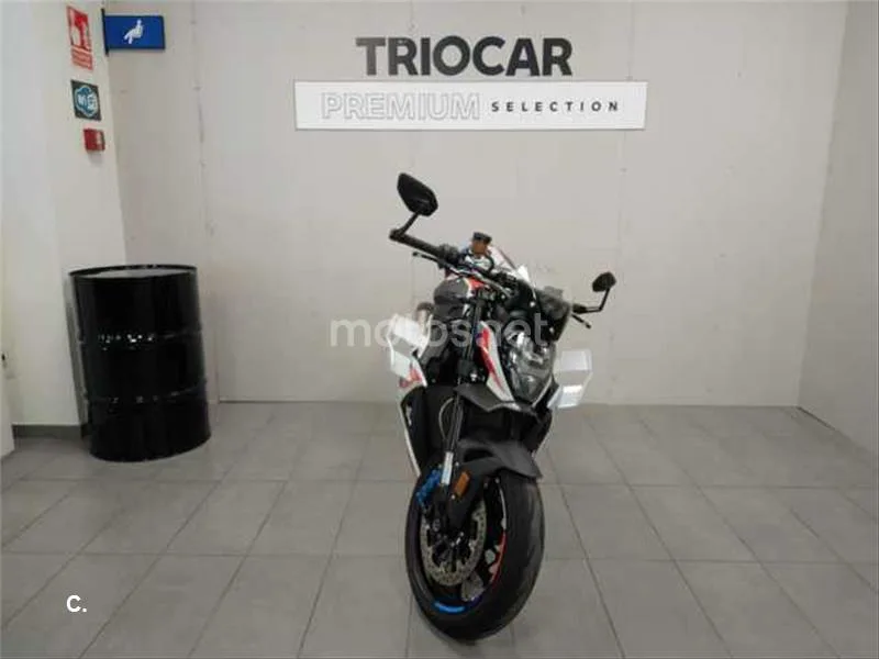 BMW M 1000 R – Vista 3