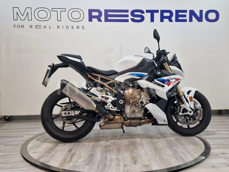 BMW S 1000 R – Vista 7