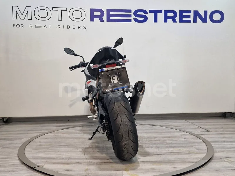 BMW S 1000 R – Vista 9