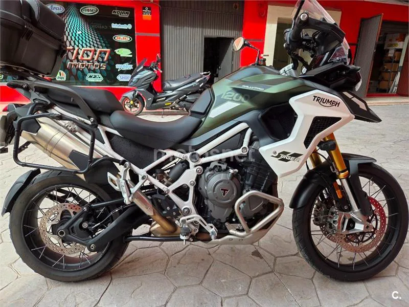 Triumph Tiger 1200 – Vista 13