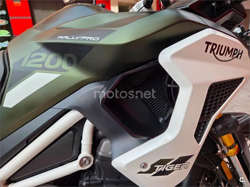 Triumph Tiger 1200 – Vista 15
