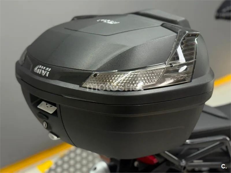 Moto Guzzi V85 TT – Vista 13