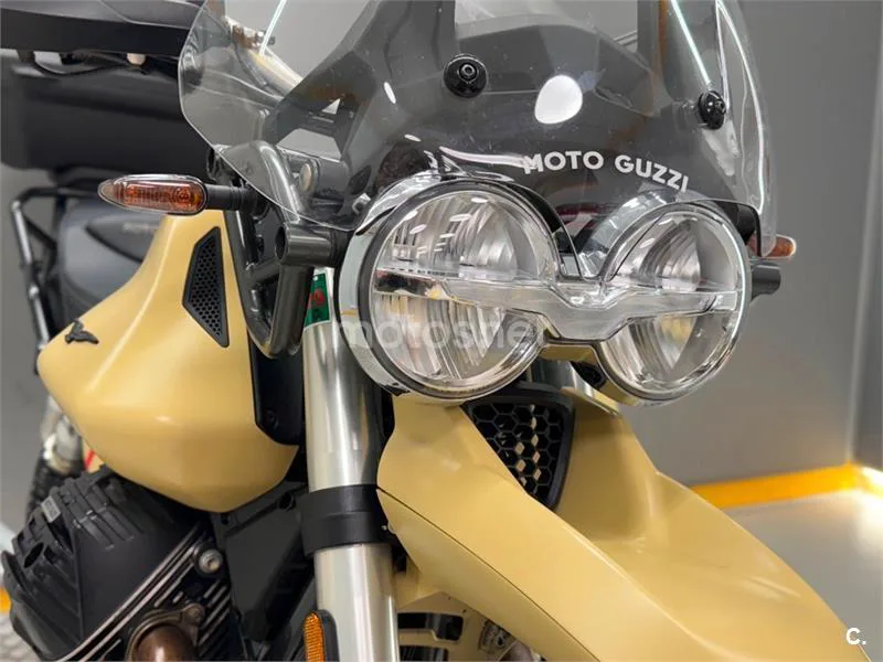 Moto Guzzi V85 TT – Vista 16