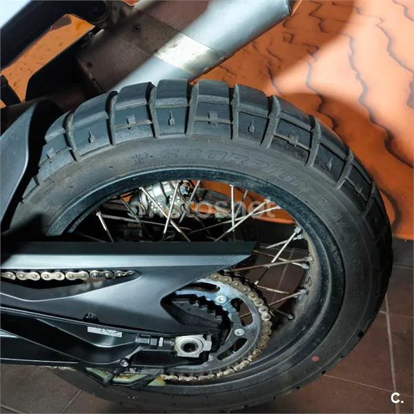 KTM 890 – Vista 7