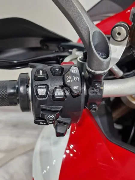 Ducati Multistrada V4 – Vista 12