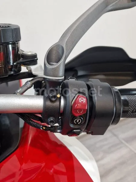 Ducati Multistrada V4 – Vista 13