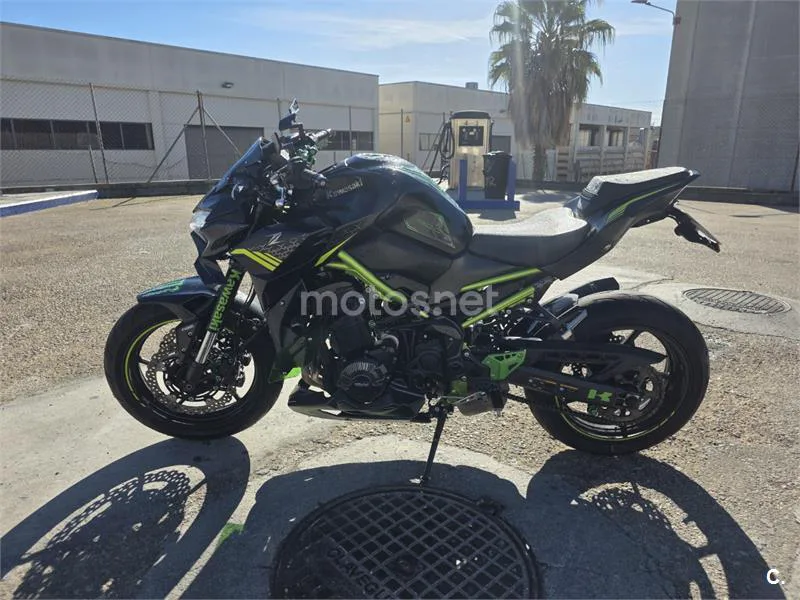 Kawasaki Z 900 – Vista 2