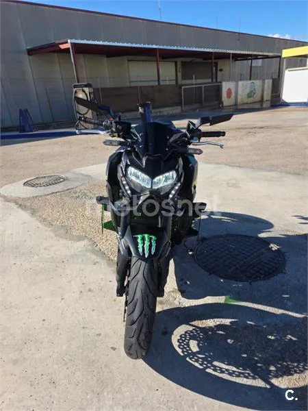 Kawasaki Z 900 – Vista 3