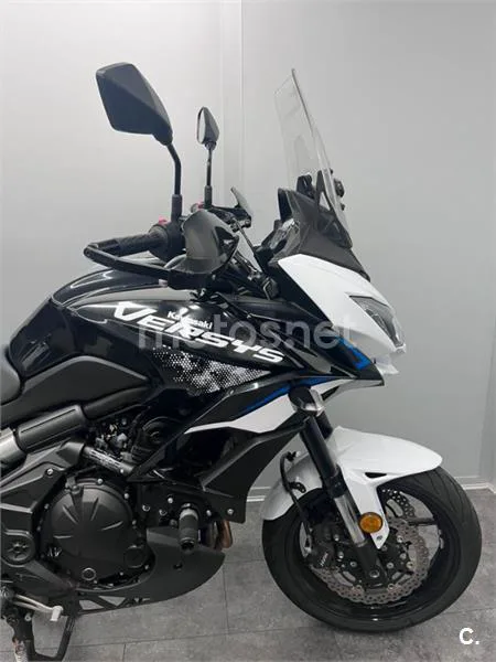 Kawasaki Versys – Vista 3