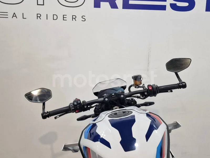 BMW M 1000 R – Vista 11