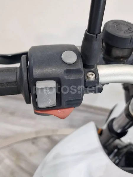 BMW R 1200 R – Vista 12