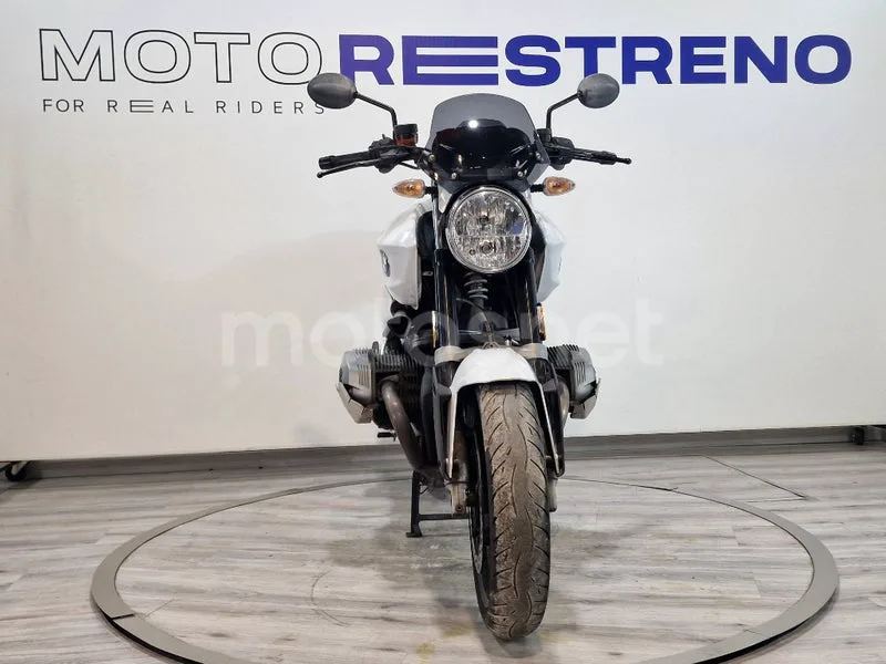 BMW R 1200 R – Vista 4