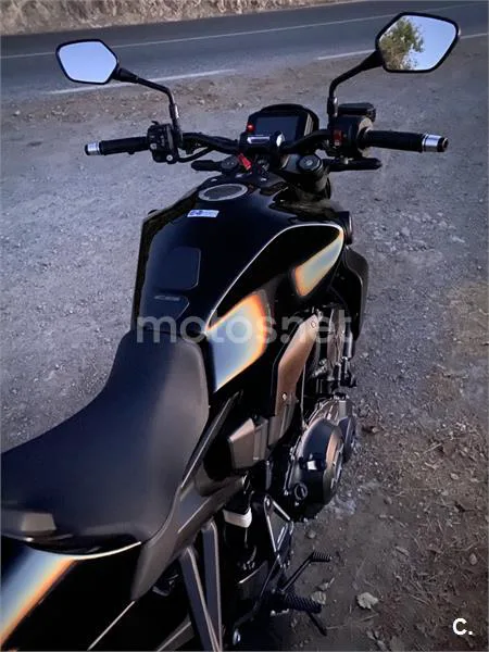 Honda CB 1000R – Vista 2