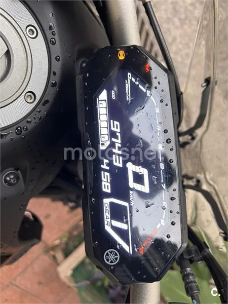 Yamaha MT-07 – Vista 6