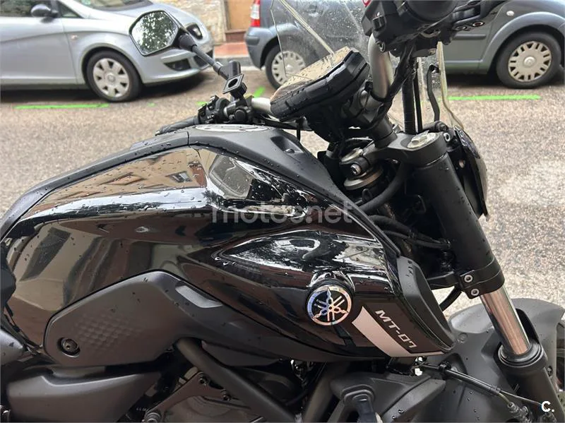 Yamaha MT-07 – Vista 7