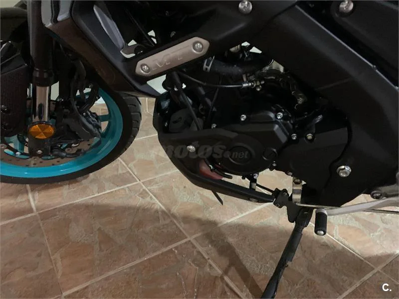 Yamaha MT-125 – Vista 6