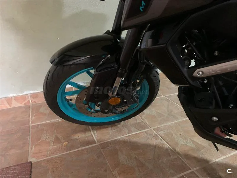 Yamaha MT-125 – Vista 7