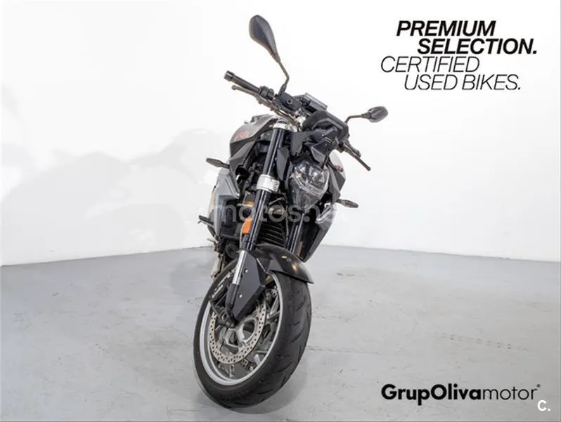 BMW F 900 R – Vista 3