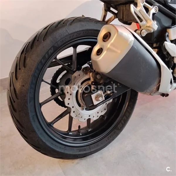 Honda CB 500 F – Vista 13