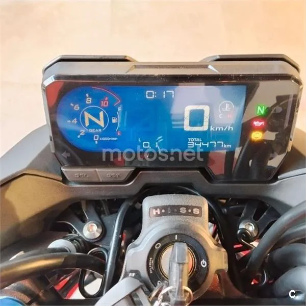Honda CB 500 F – Vista 4