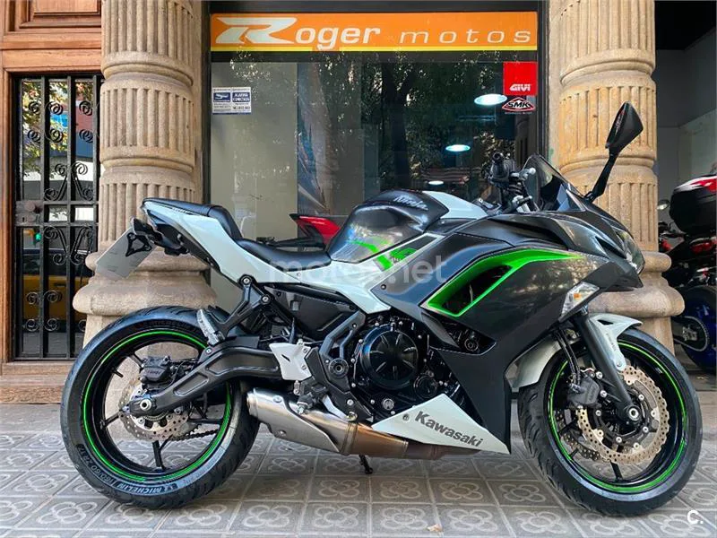 Kawasaki Ninja 650 – Vista 14