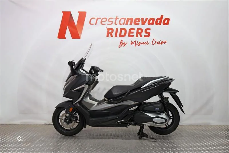 Honda Forza 350 – Vista 3