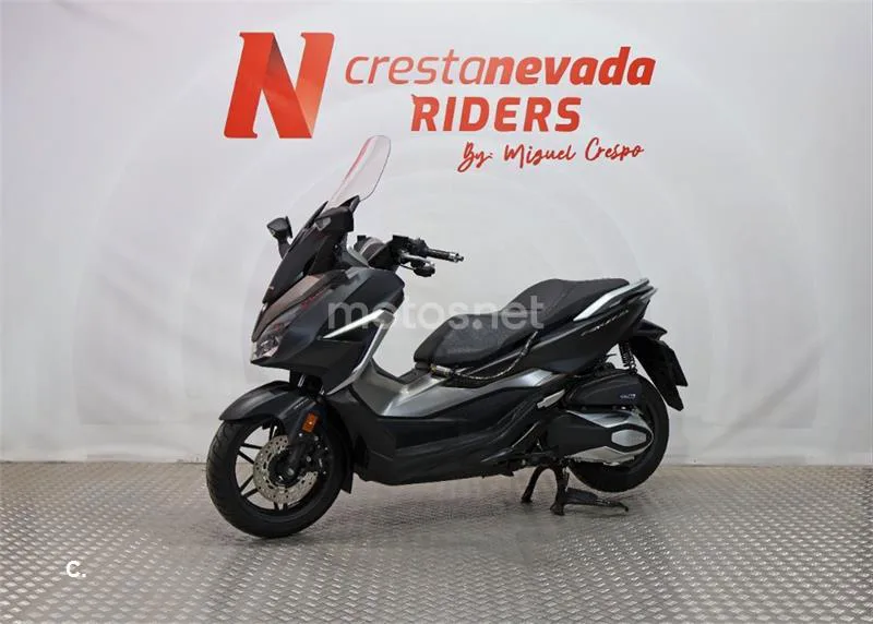 Honda Forza 350 – Vista 4