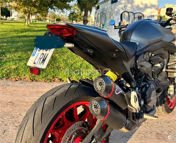 Ducati Monster – Vista 3