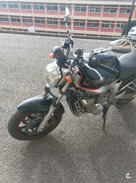 Yamaha FZ6 N – Vista 4