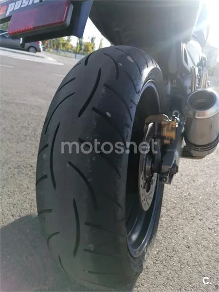Honda CB600F Hornet - Vista 8