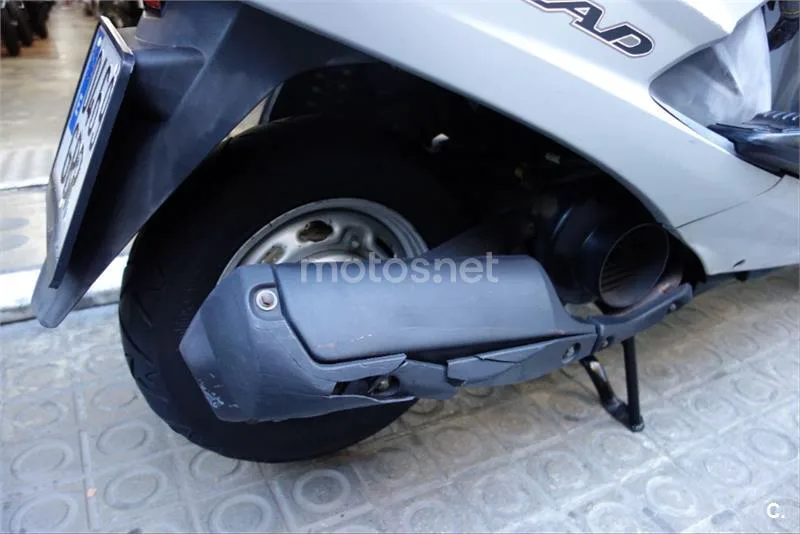 Honda SCV 100 Lead – Vista 3