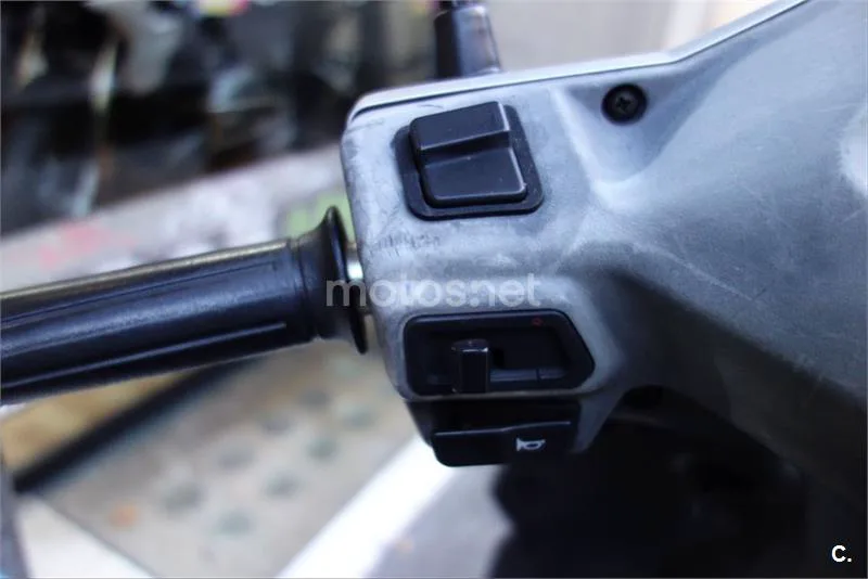 Honda SCV 100 Lead – Vista 6