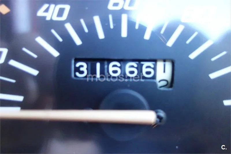 Honda SCV 100 Lead – Vista 9
