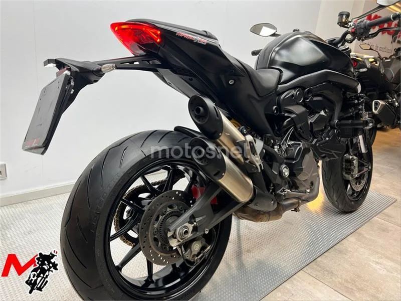 Ducati Monster – Vista 5