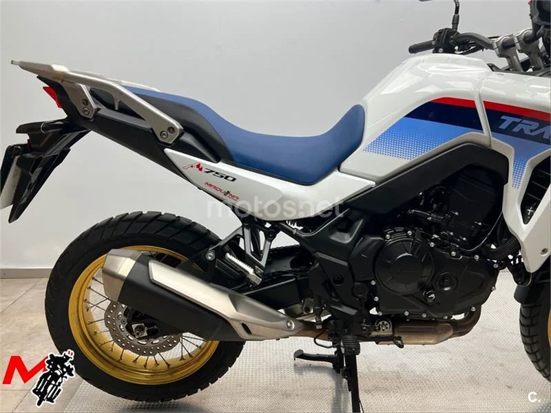 Honda XL 750 Transalp – Vista 4