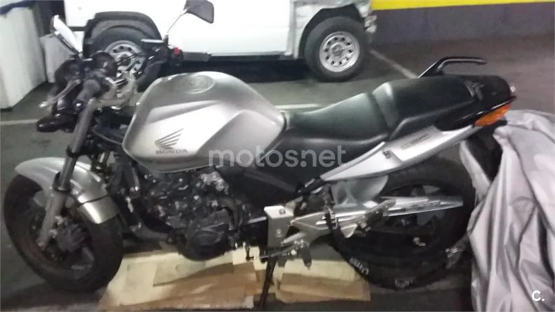 Honda CBF 600N – Vista 3