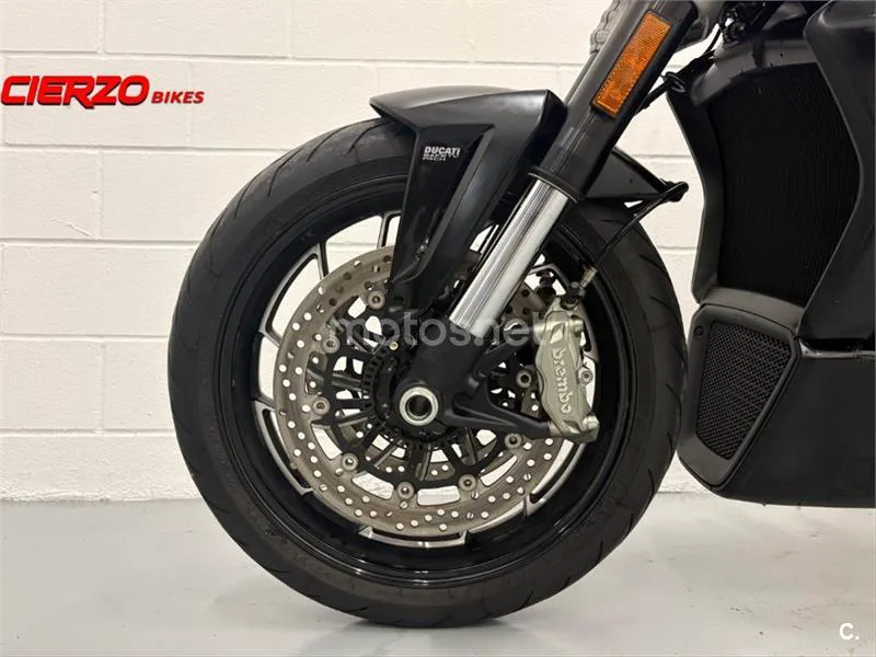 Ducati XDiavel – Vista 11