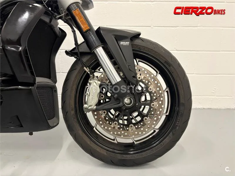 Ducati XDiavel – Vista 10