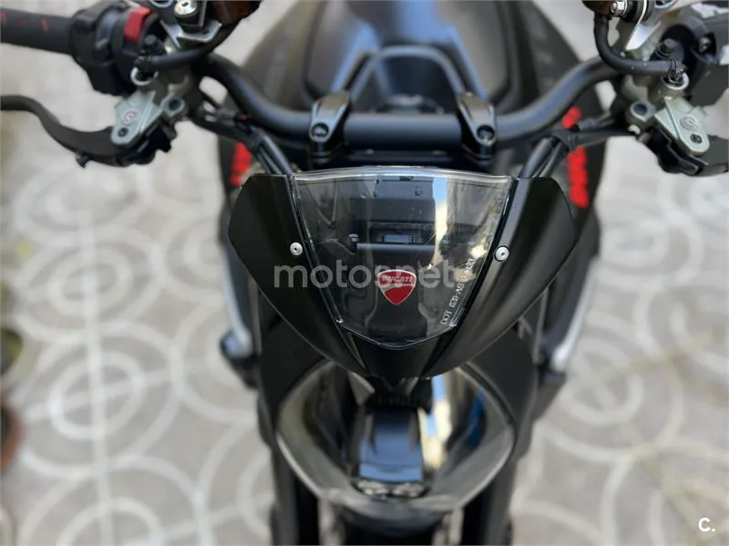Ducati Monster – Vista 7