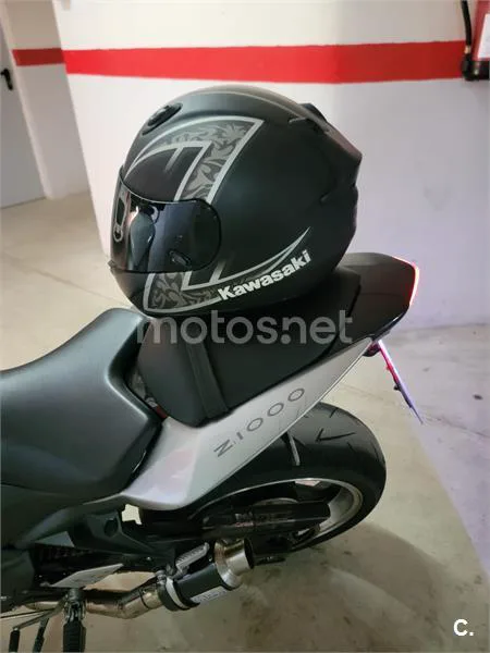 Kawasaki Z1000 – Vista 5